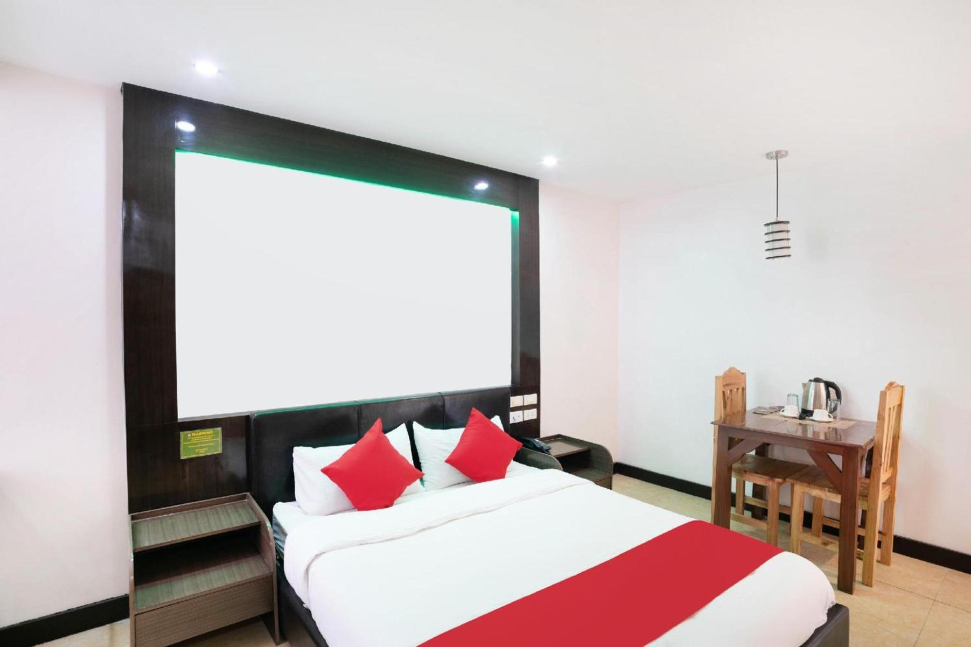 Oyo 195 Ranchotel - Binan Εξωτερικό φωτογραφία