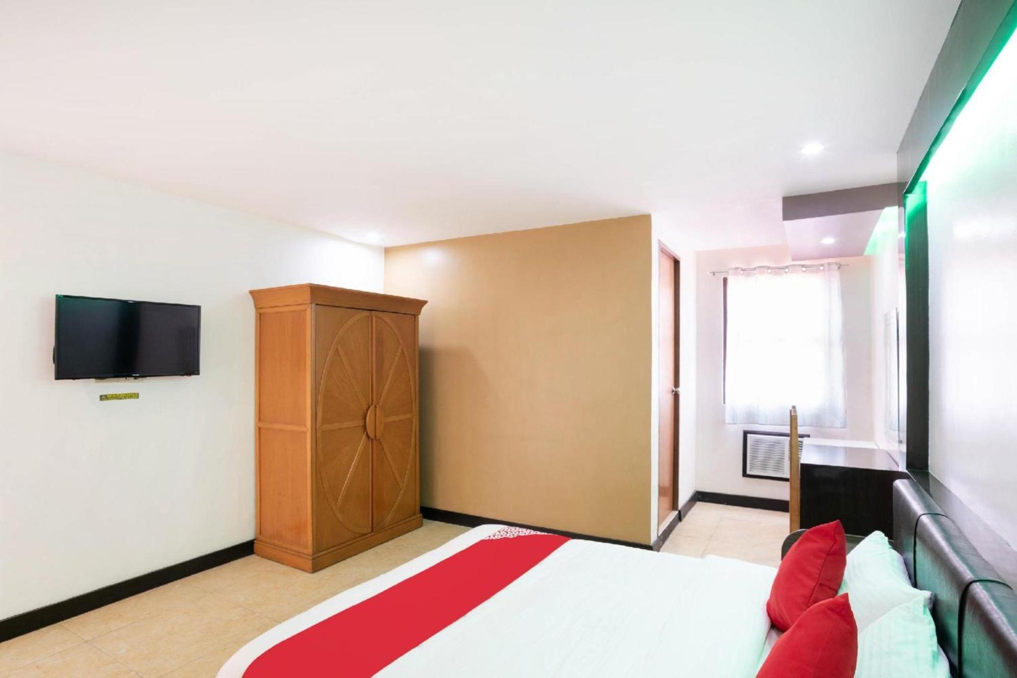 Oyo 195 Ranchotel - Binan Εξωτερικό φωτογραφία