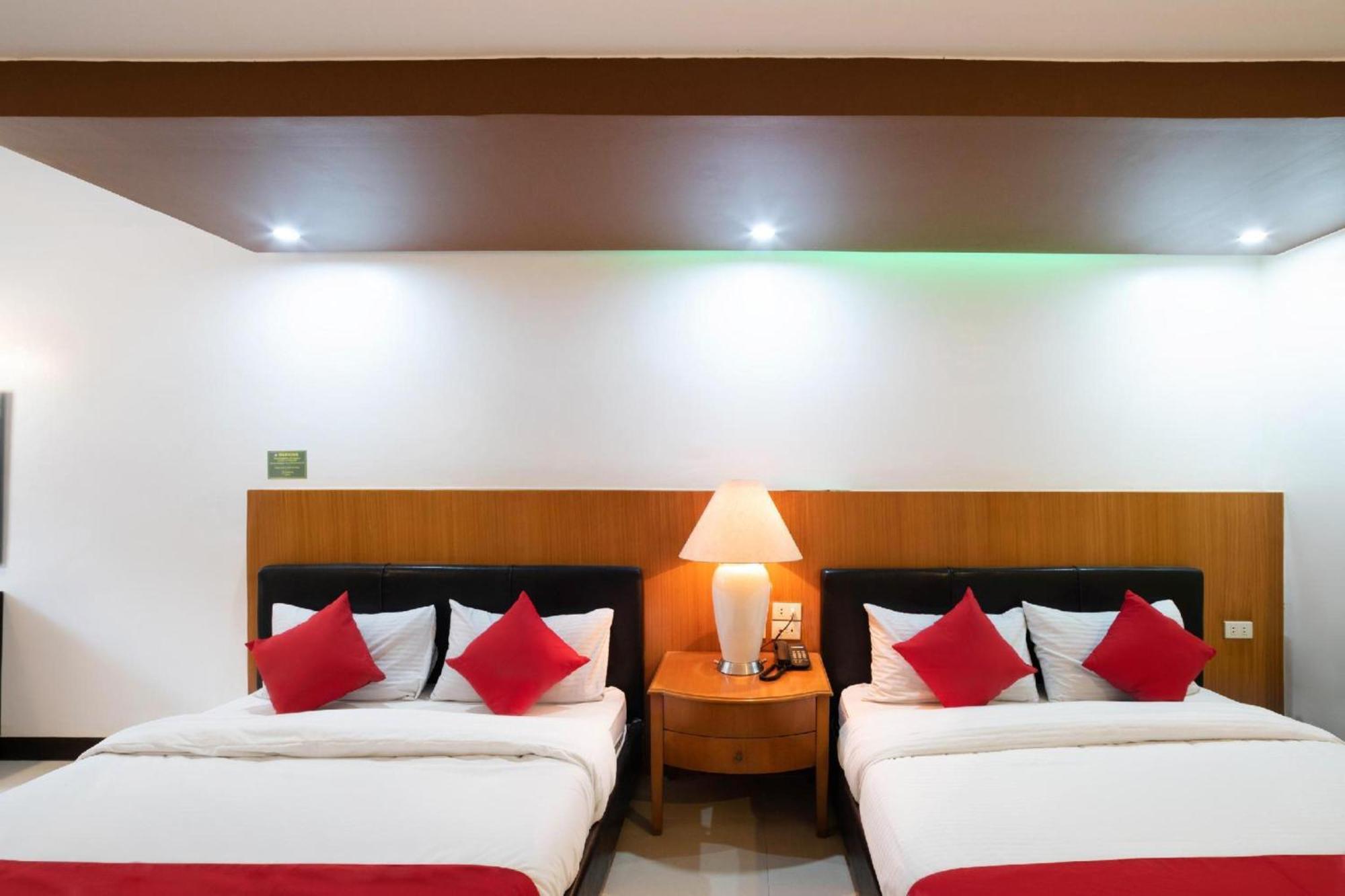 Oyo 195 Ranchotel - Binan Εξωτερικό φωτογραφία