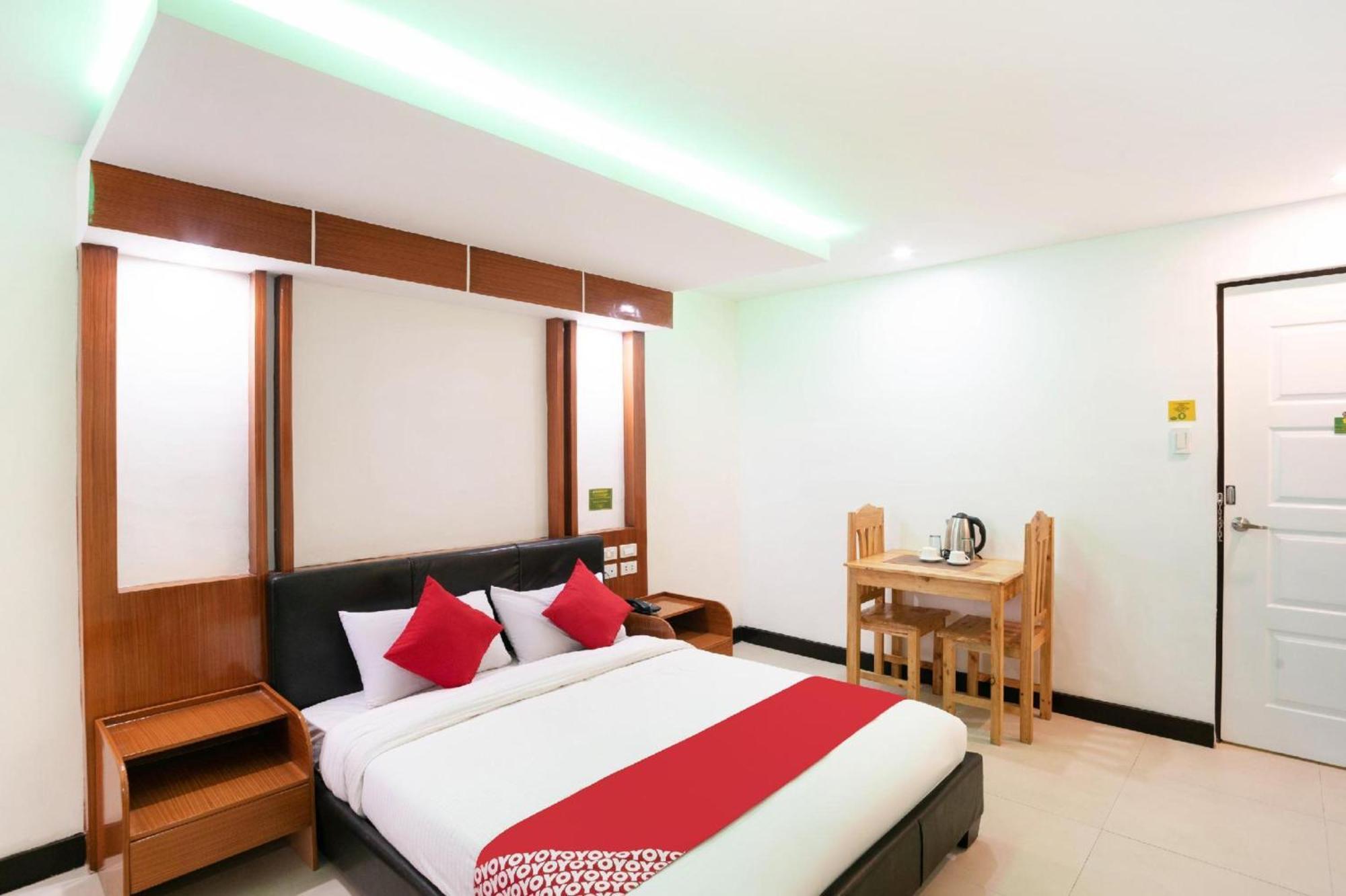 Oyo 195 Ranchotel - Binan Εξωτερικό φωτογραφία